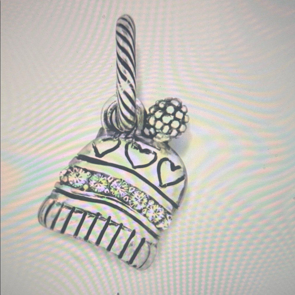 ❄️🆕❄️Brighton retired Wintery Breeze Charm